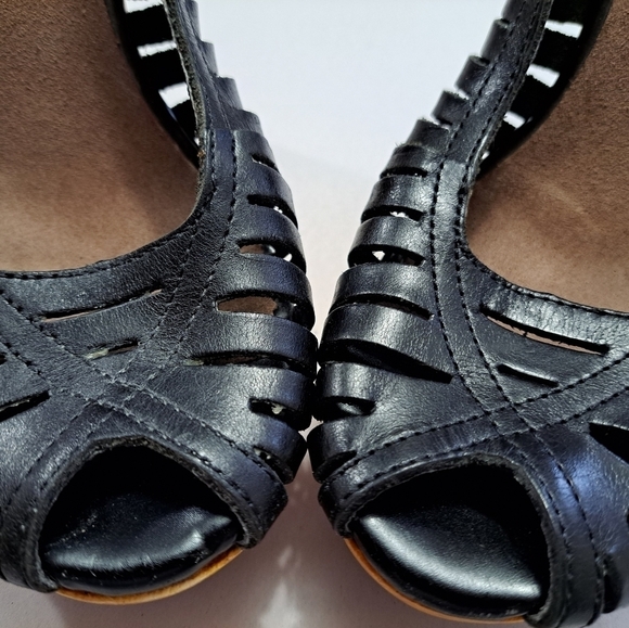 Michael Michael Kors Leather Strappy Platform Sandals Size 6.5" - Picture 3 of 14